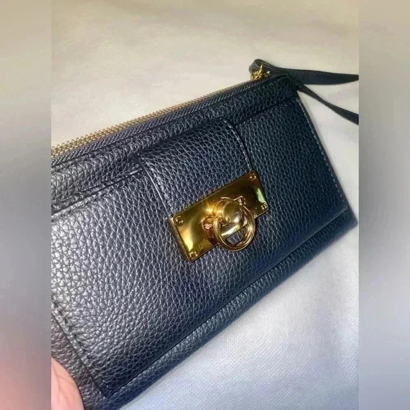 Love & Lore wallet 🪪 for  ladies - Picture 3 of 7